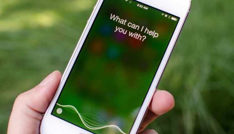 Typing Commands to Siri