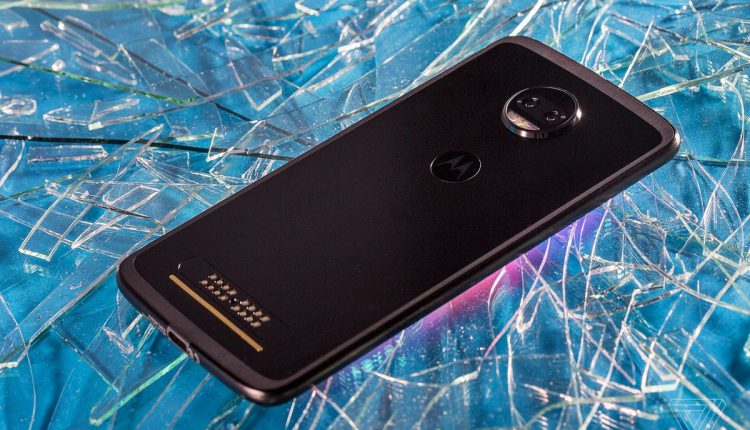 Moto Z2 Force